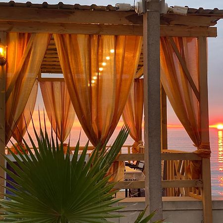Guest House Orange Kobuleti Kültér fotó