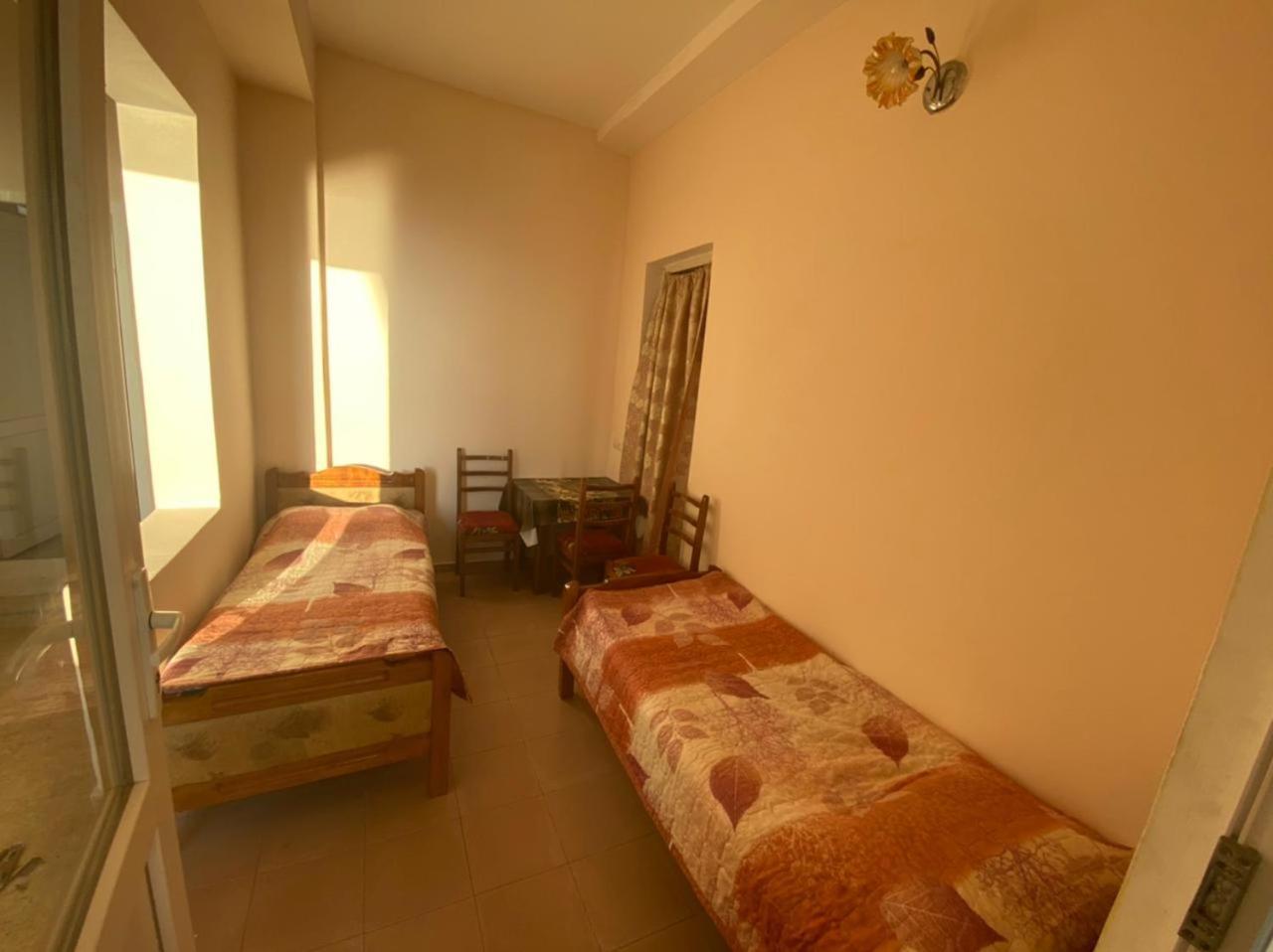 Guest House Orange Kobuleti Kültér fotó