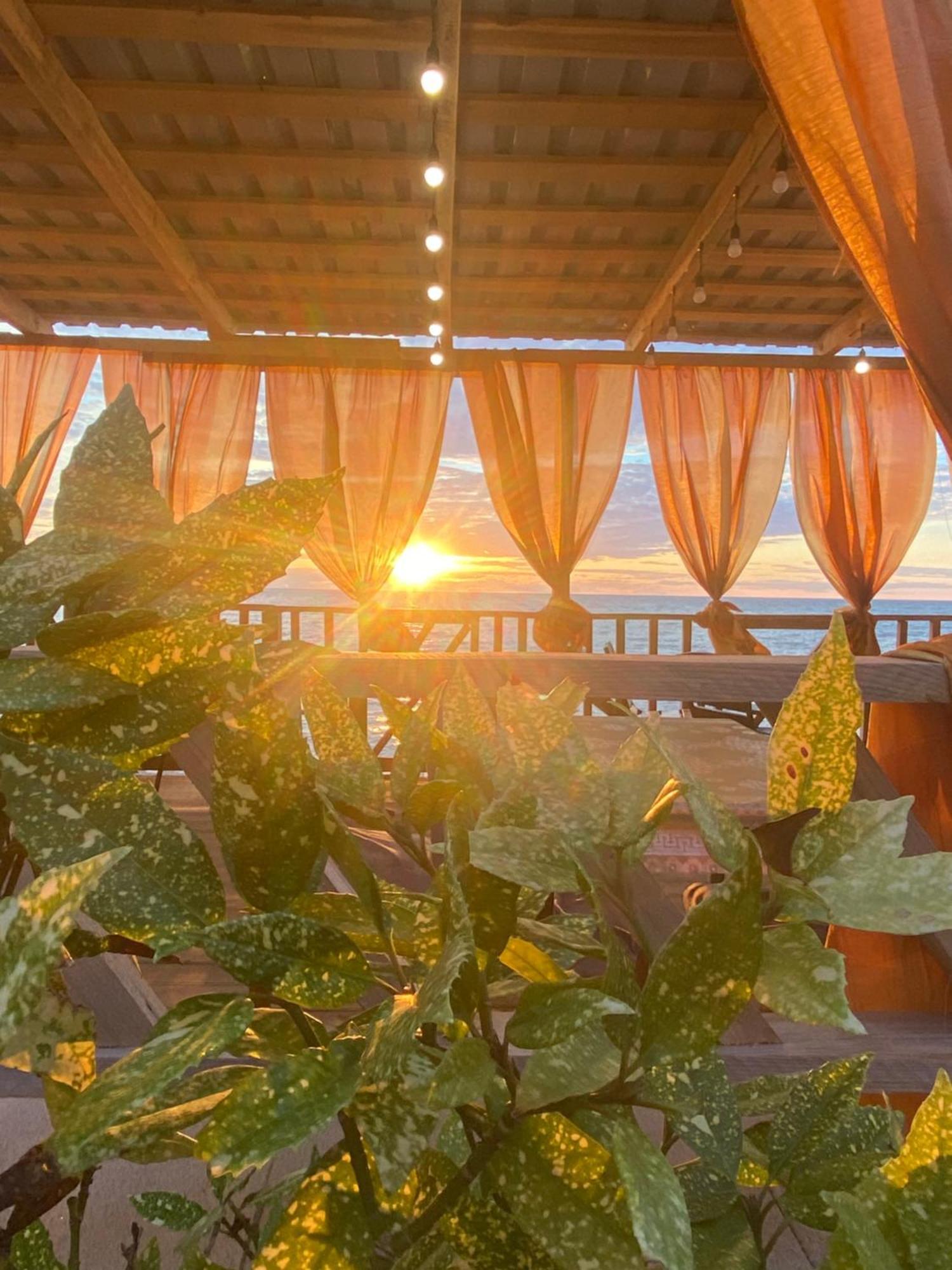 Guest House Orange Kobuleti Kültér fotó
