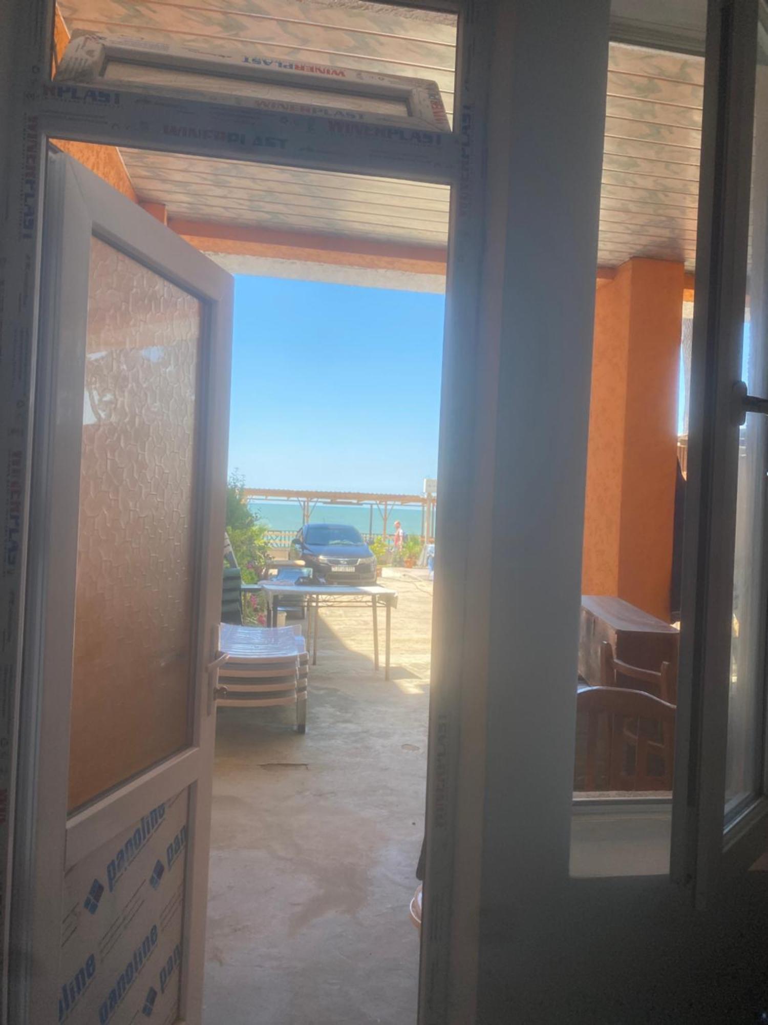 Guest House Orange Kobuleti Kültér fotó